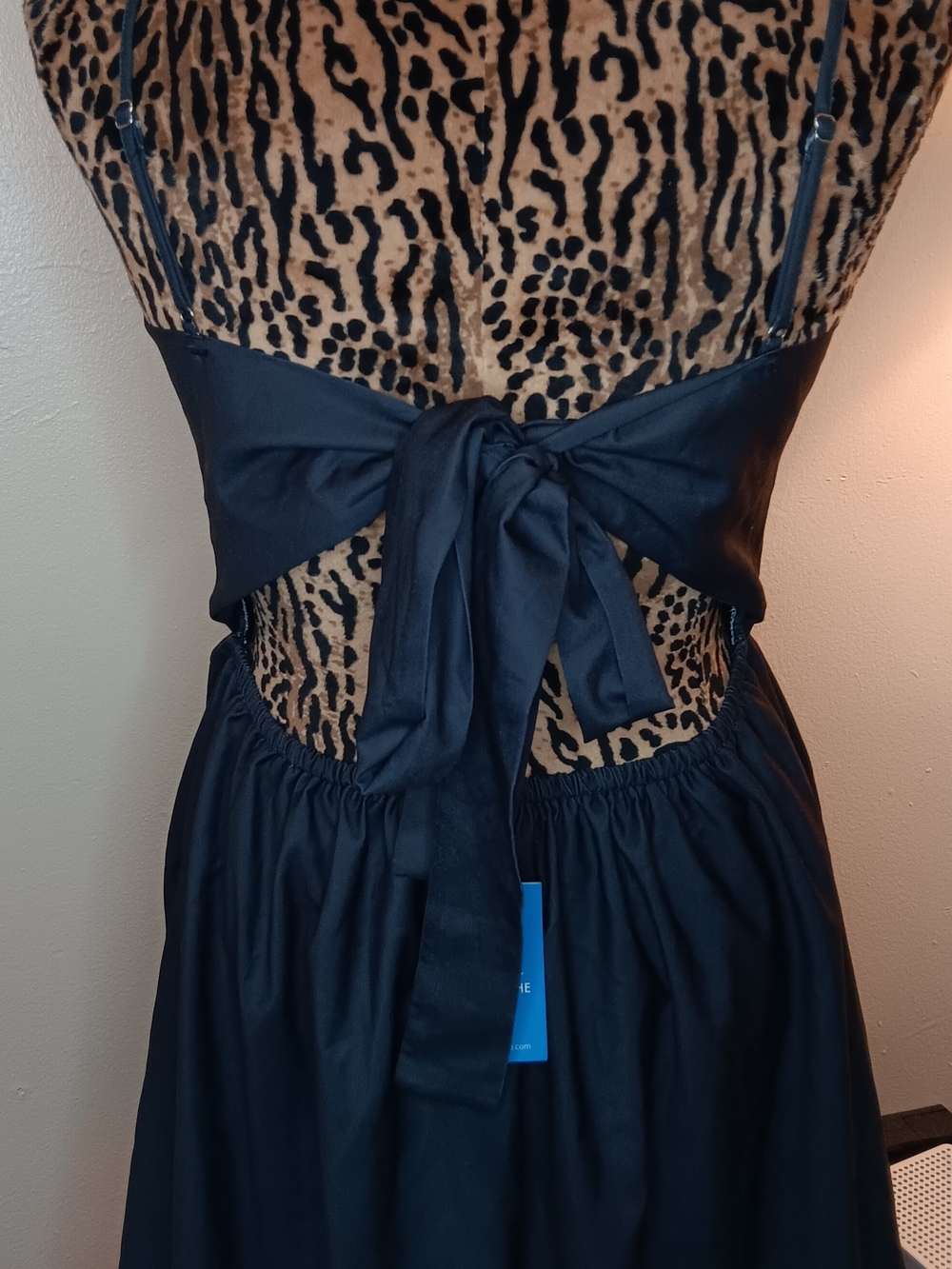 Cupshe Black to White Ombre Maxi Dress with Twist Front - Picture 10 of 14